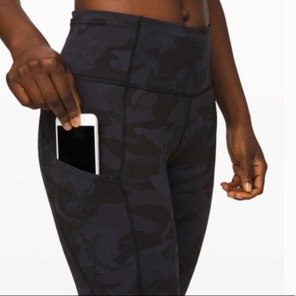 Like New Fast and Free Crop II 19" I Size 8 - Picture 2 of 7